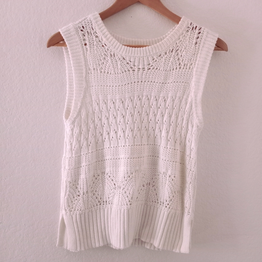 Sleeveless Knit Top